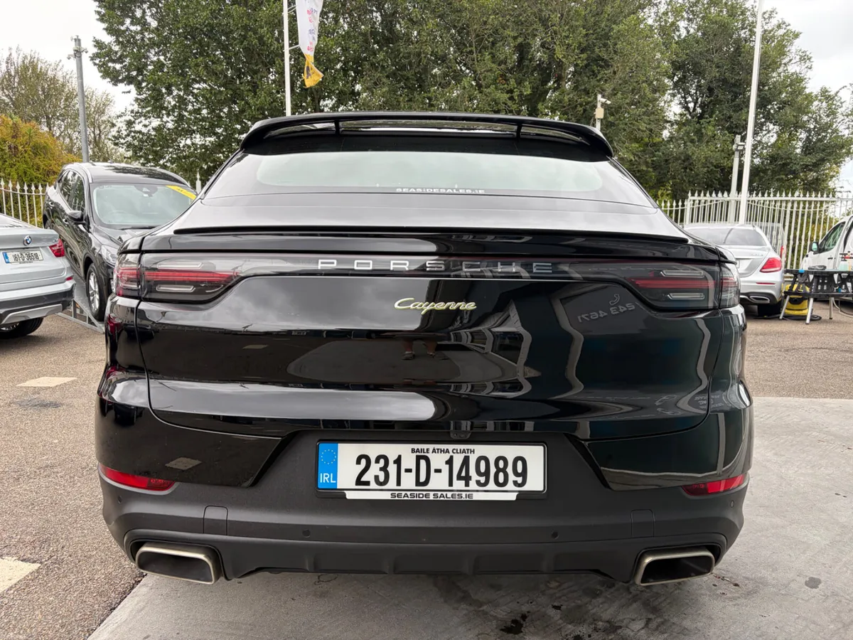 231 Porsche Cayenne Coupe 3.0 Hybrid - Image 3