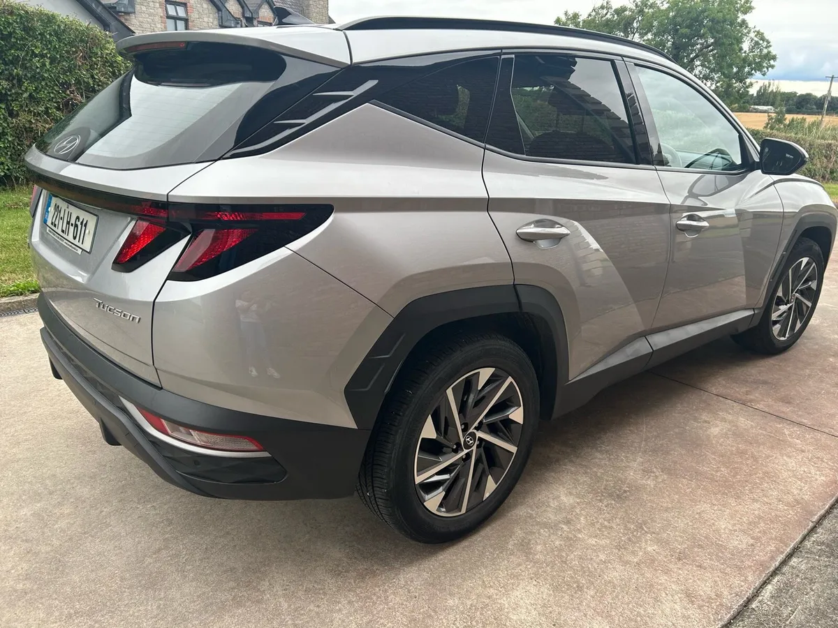 2022 Hyundai Tucson Executive - Image 4
