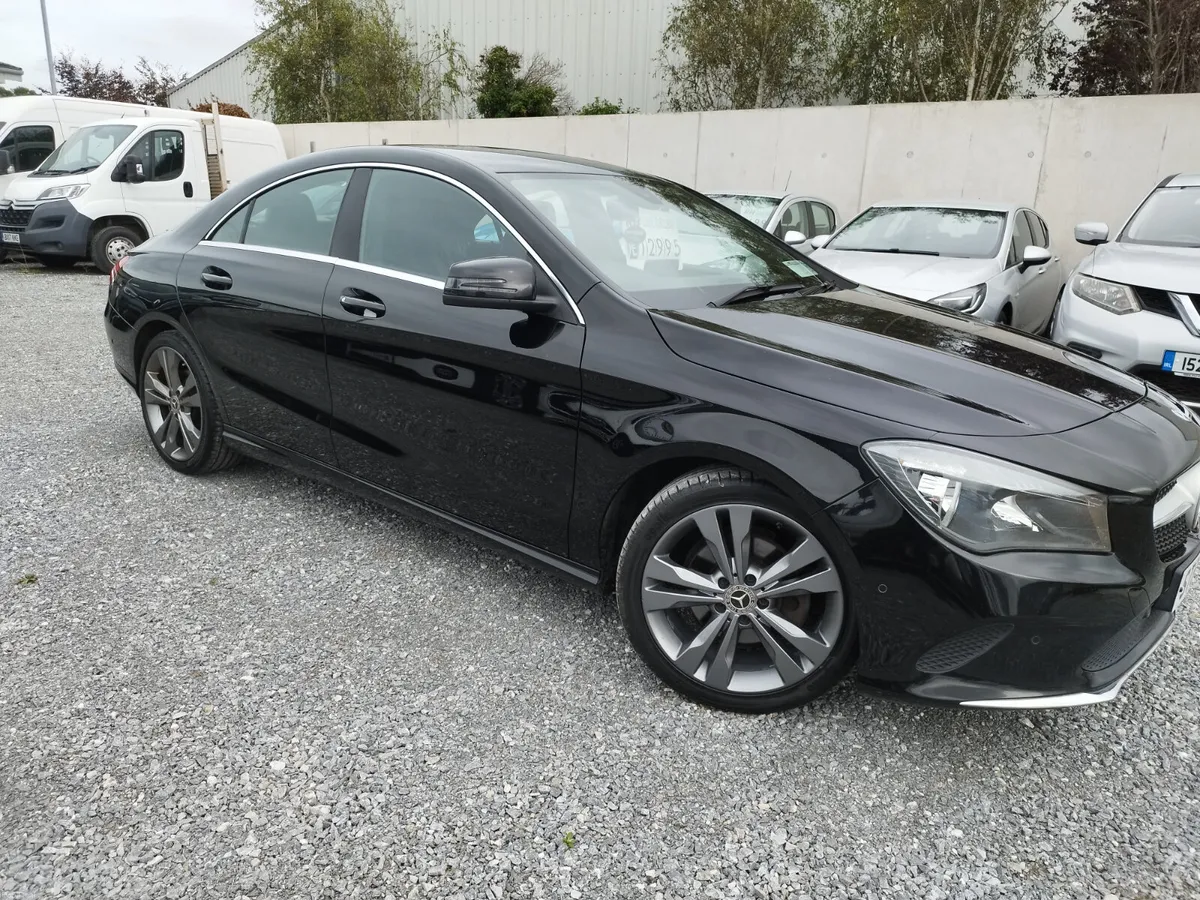 2017 Mercedes-Benz CLA 200D sport - Image 2