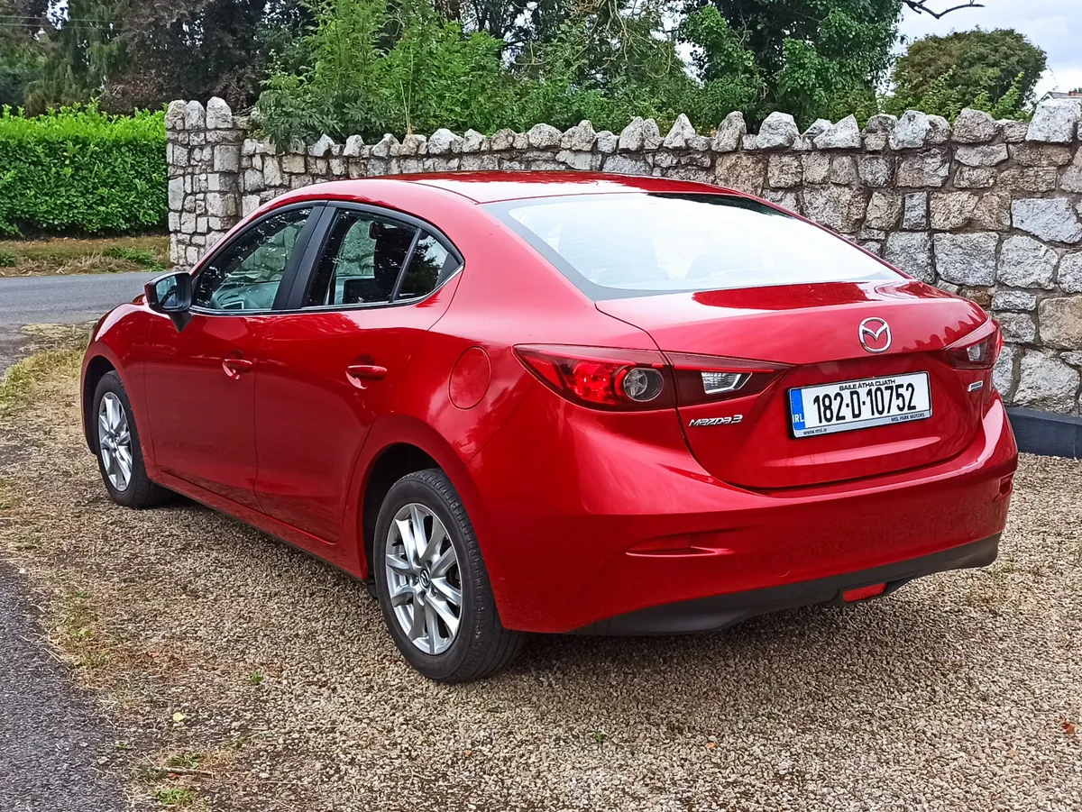 182 Mazda 3 1.5D Saloon Manual • 1 owner - Image 5