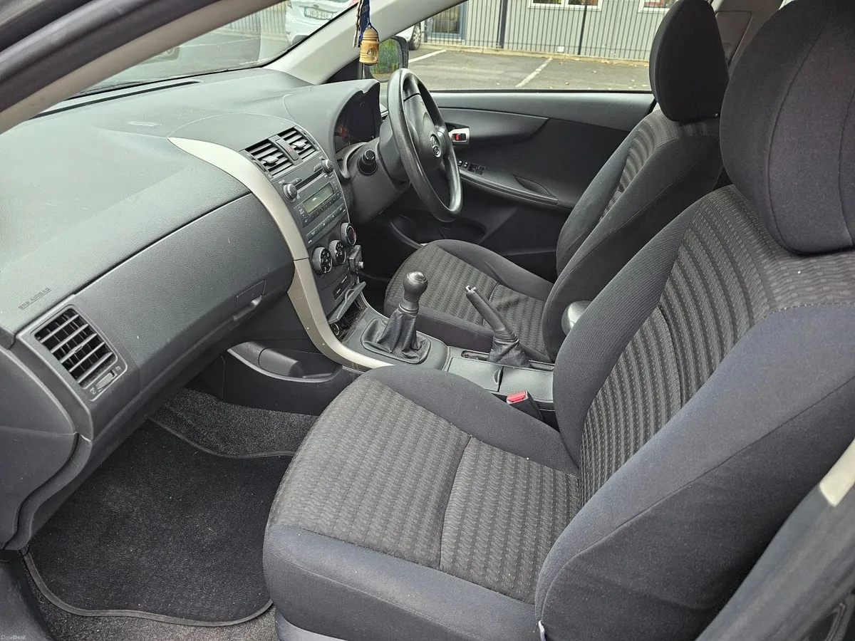 Toyota Corolla 2007 - Image 3