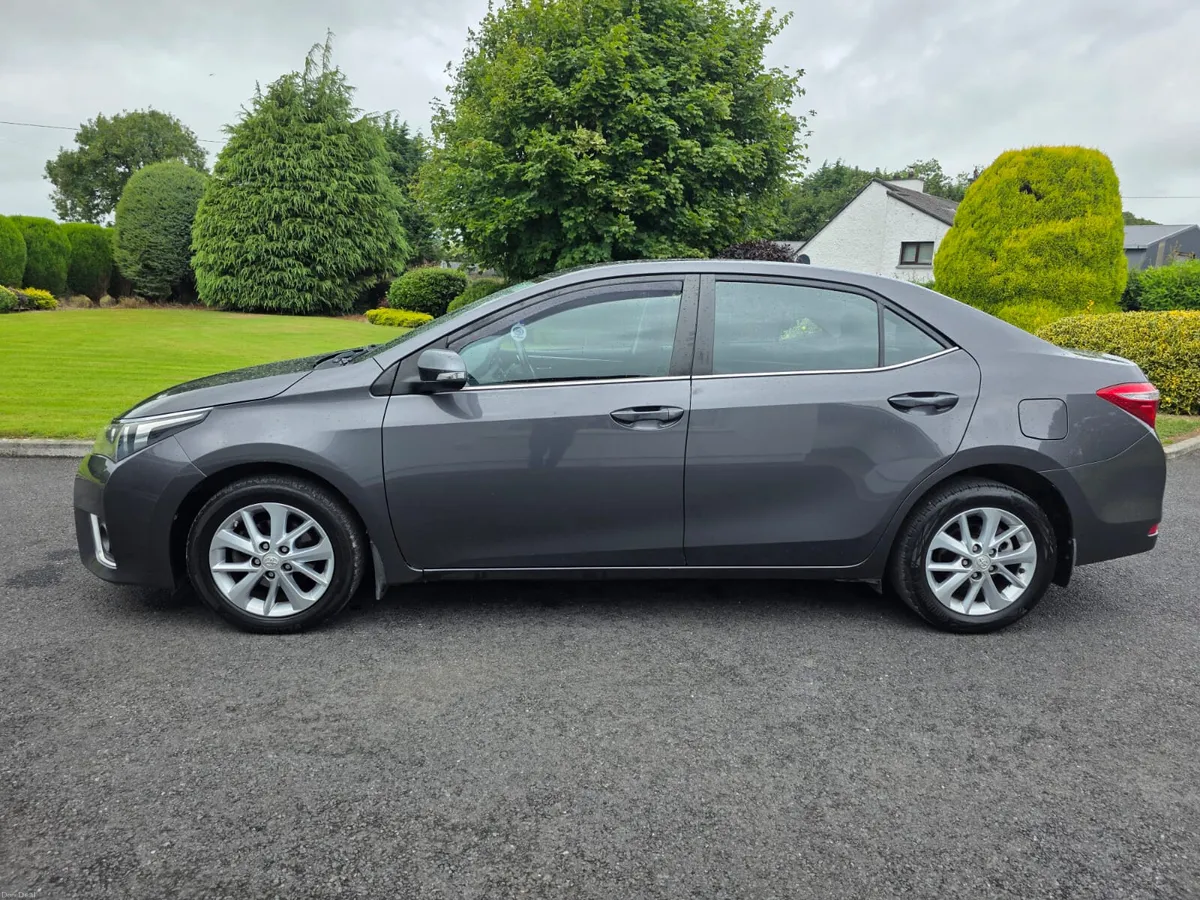 TOYOTA COROLLA LUNA 1.3VVT-i PETROL..LOW KM - Image 3