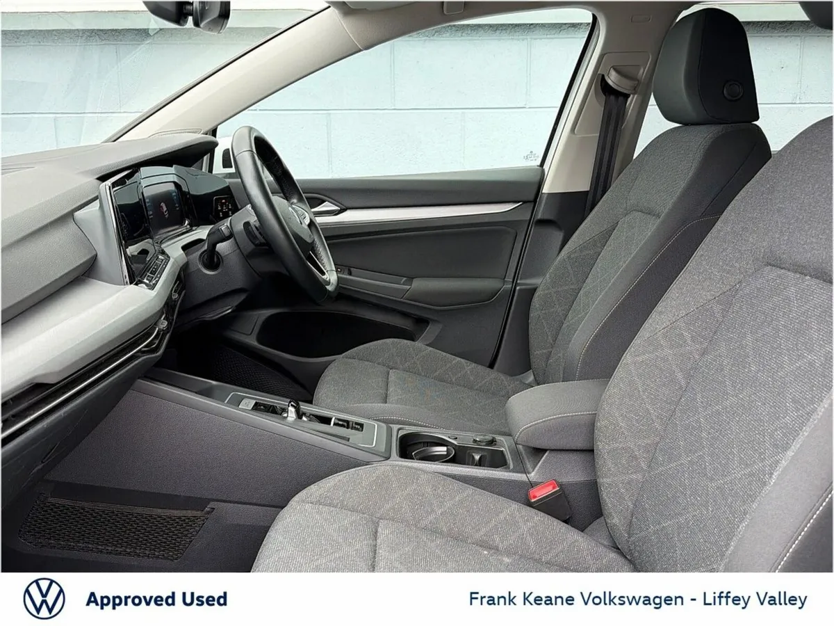 Volkswagen Golf ACTIVE AUTO 1.0TSI 110BHP *WHITE* - Image 4