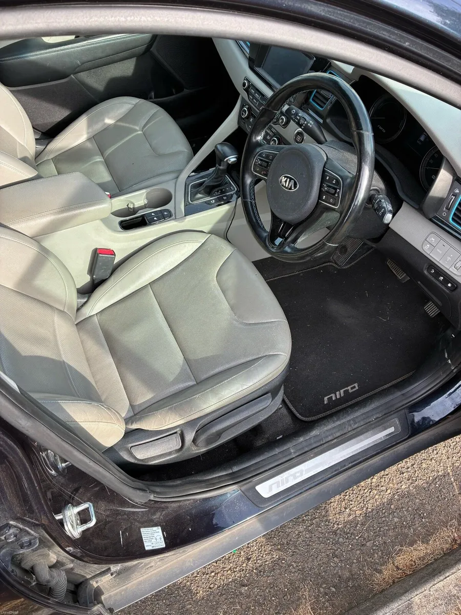 2018 Kia Niro - Image 3