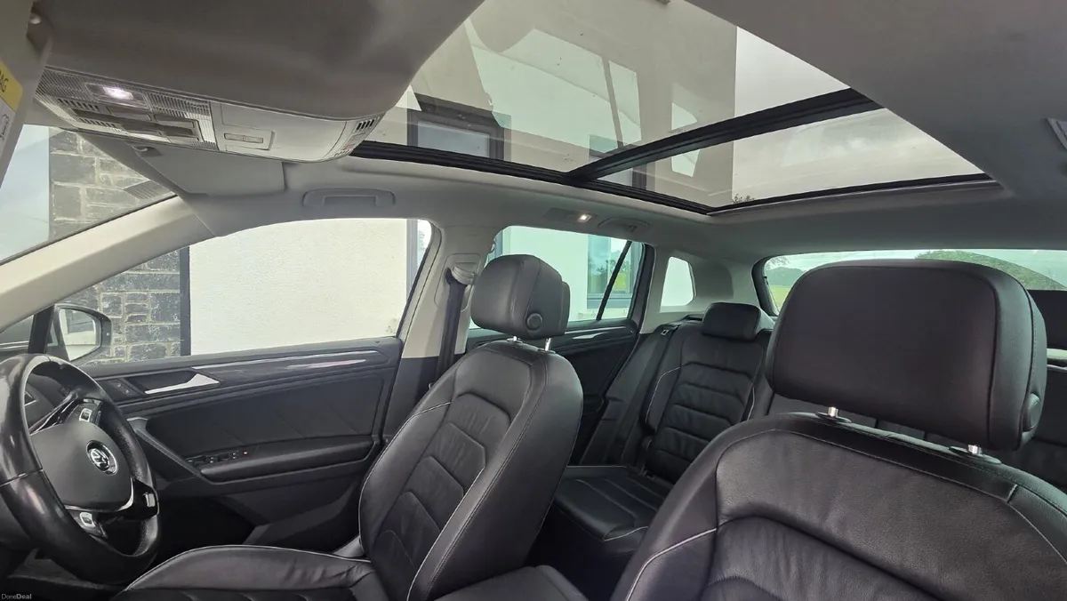 VW Tiguan 2020 R-Line Full Leather interior - Image 2
