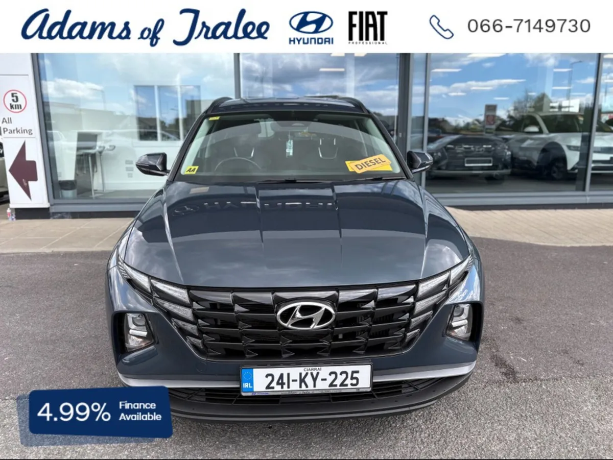 Hyundai Tucson EXECUTIVE 5DR - Image 2