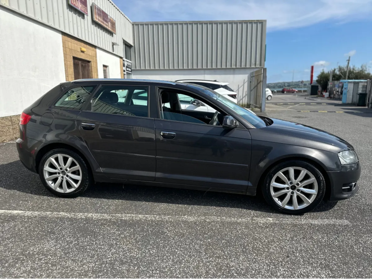 Audi A3 SPORTBACK 1.6 TDI 105 4DR - Image 3