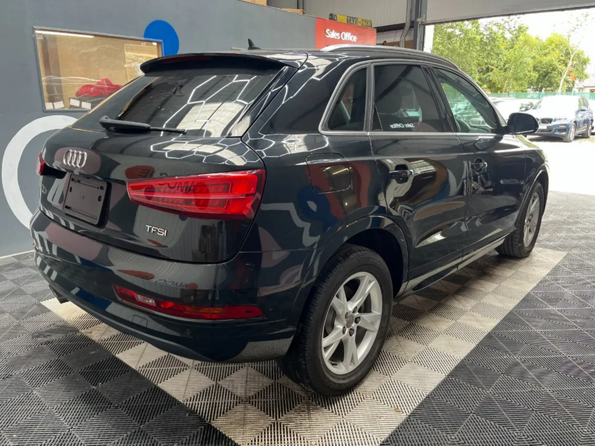 Audi Q3 2016 AUDI Q3 1.4TFSI SPORT AUTOMATIC/ PARK - Image 3