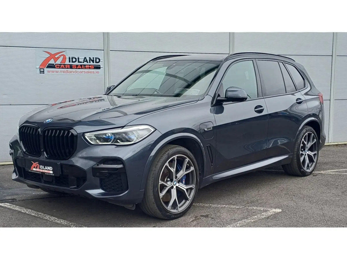 BMW X5 XDRIVE45E M SPORT AUTO - Image 1
