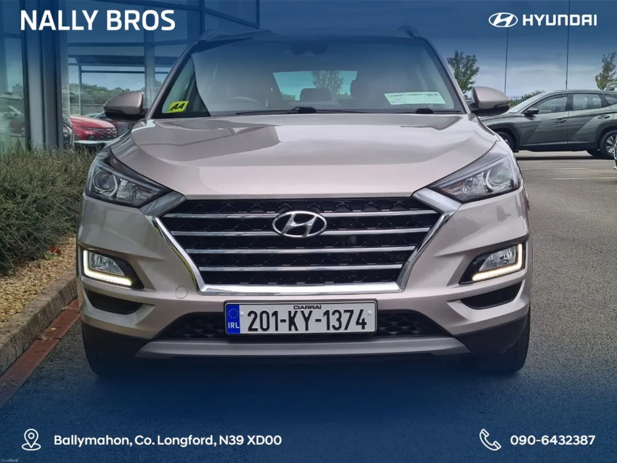 Hyundai Tucson IX35 EXECUTIVE PLUS 5DR - Image 2