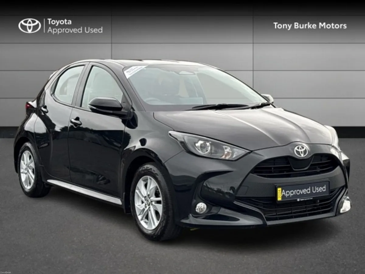 Toyota Yaris - Hybrid - New Generation - Luna Edit - Image 1