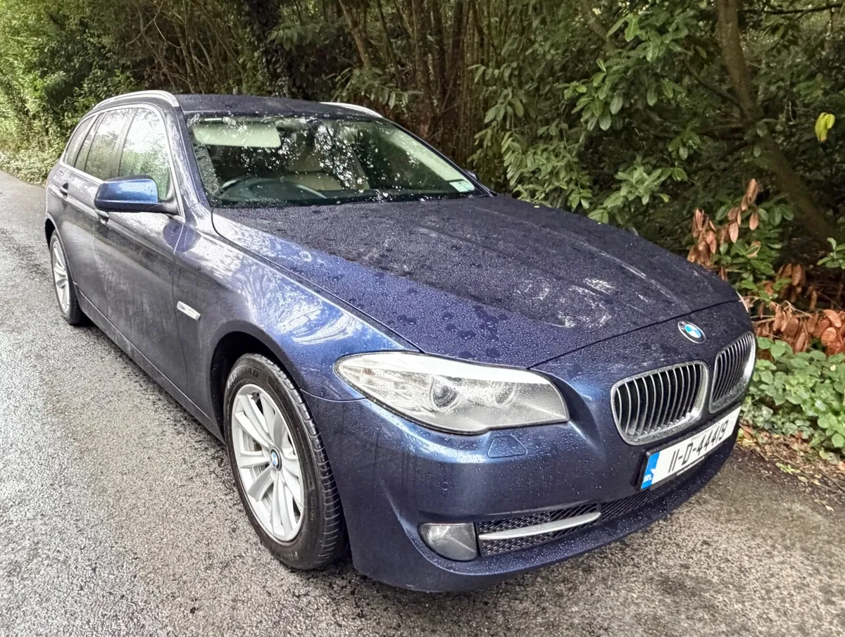 BMW 520D SE Touring Automatic 2011 - Image 1