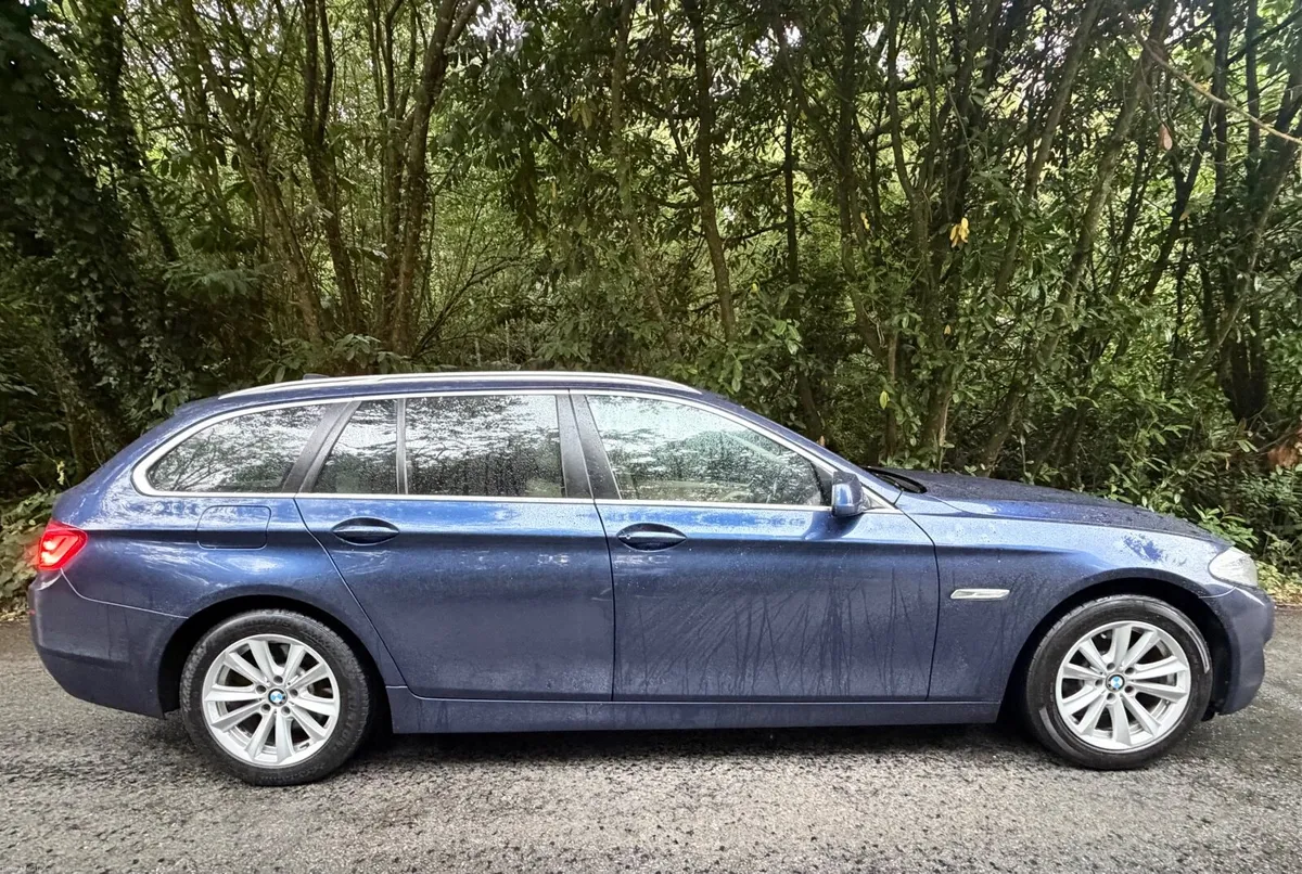 BMW 520D SE Touring Automatic 2011 - Image 3