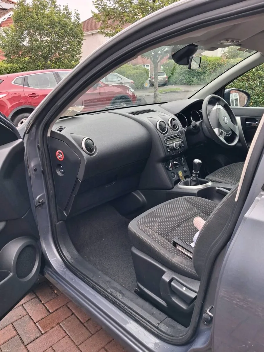 Car - Image 5