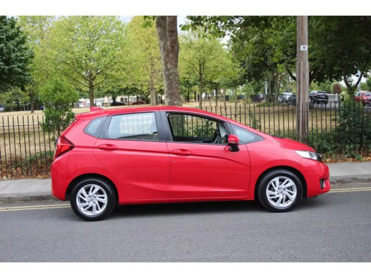 Honda Jazz 1.3 I-vtec ES CVT 5DR Auto - Image 5