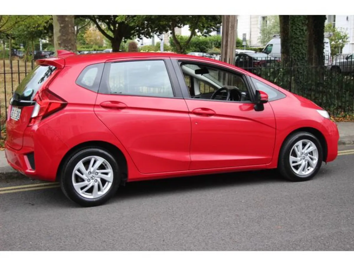 Honda Jazz 1.3 I-vtec ES CVT 5DR Auto - Image 6