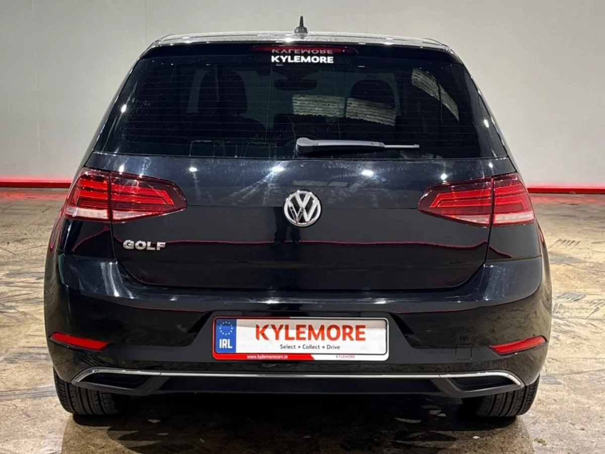 Volkswagen Golf 1.2 AUTOMATIC TSI COMFORT LINE - F - Image 4