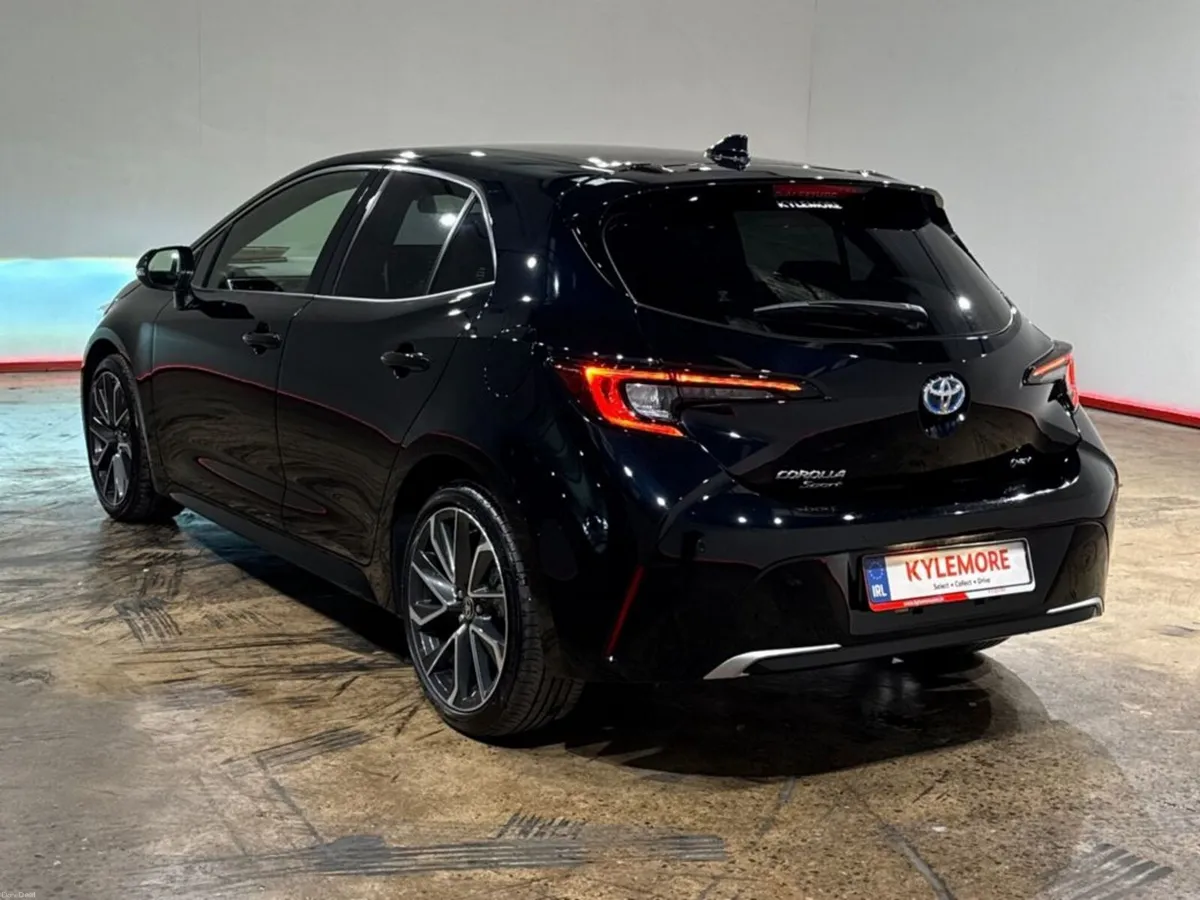 Toyota Corolla 1.8 HYBRID AUTOMATIC GZ EDITION (TO - Image 5