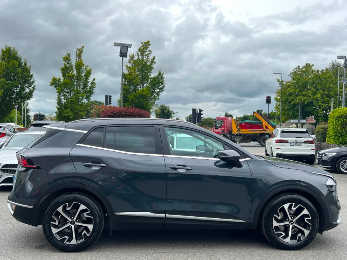 Kia Sportage K3 1.6D MHEV *HIGH SPEC* - Image 4