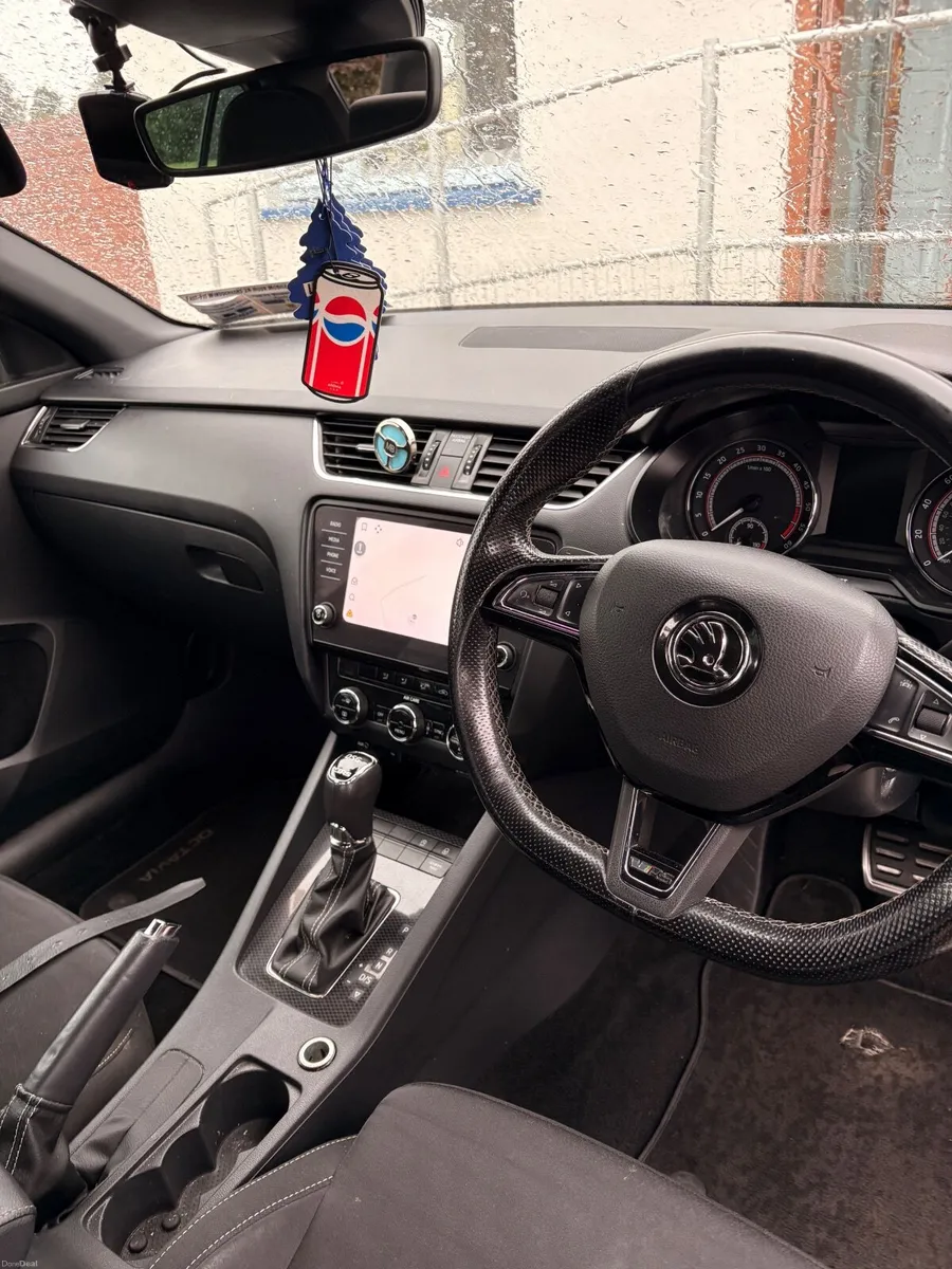 2017 Skoda Octavia VRS 4x4 Comfortline - Image 4