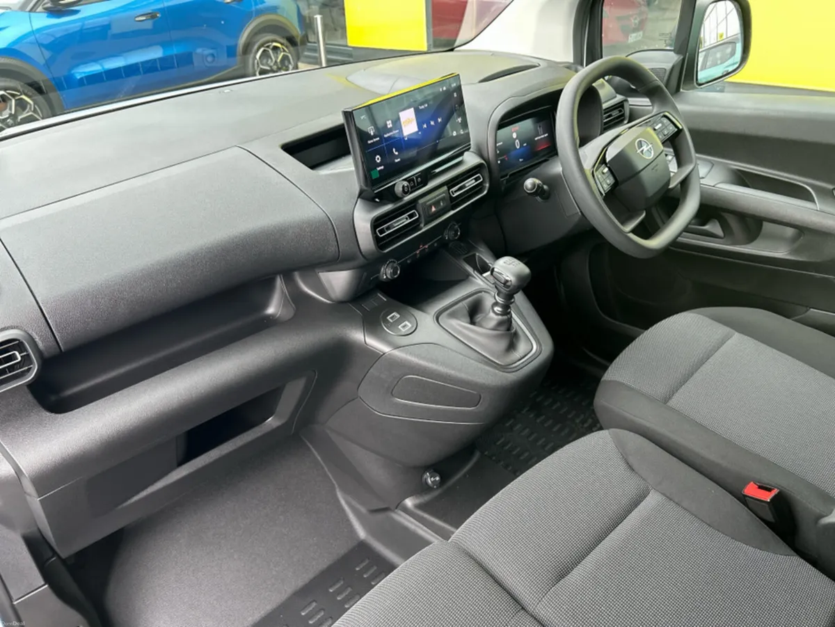 Opel Combo 19 KOMF L1H1-1.5 100PS D - Image 3