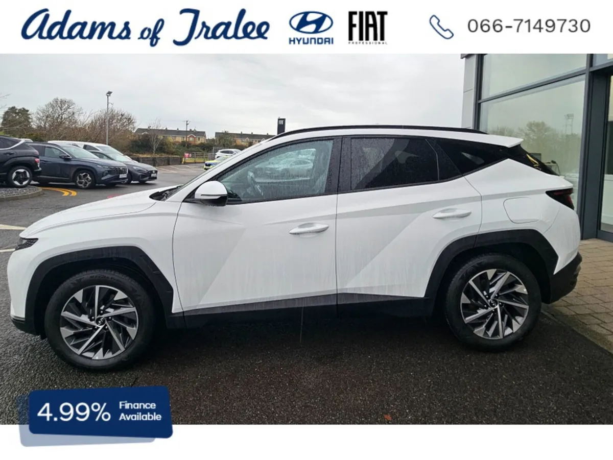 Hyundai Tucson IX35 EXECUTIVE 5DR - Image 2