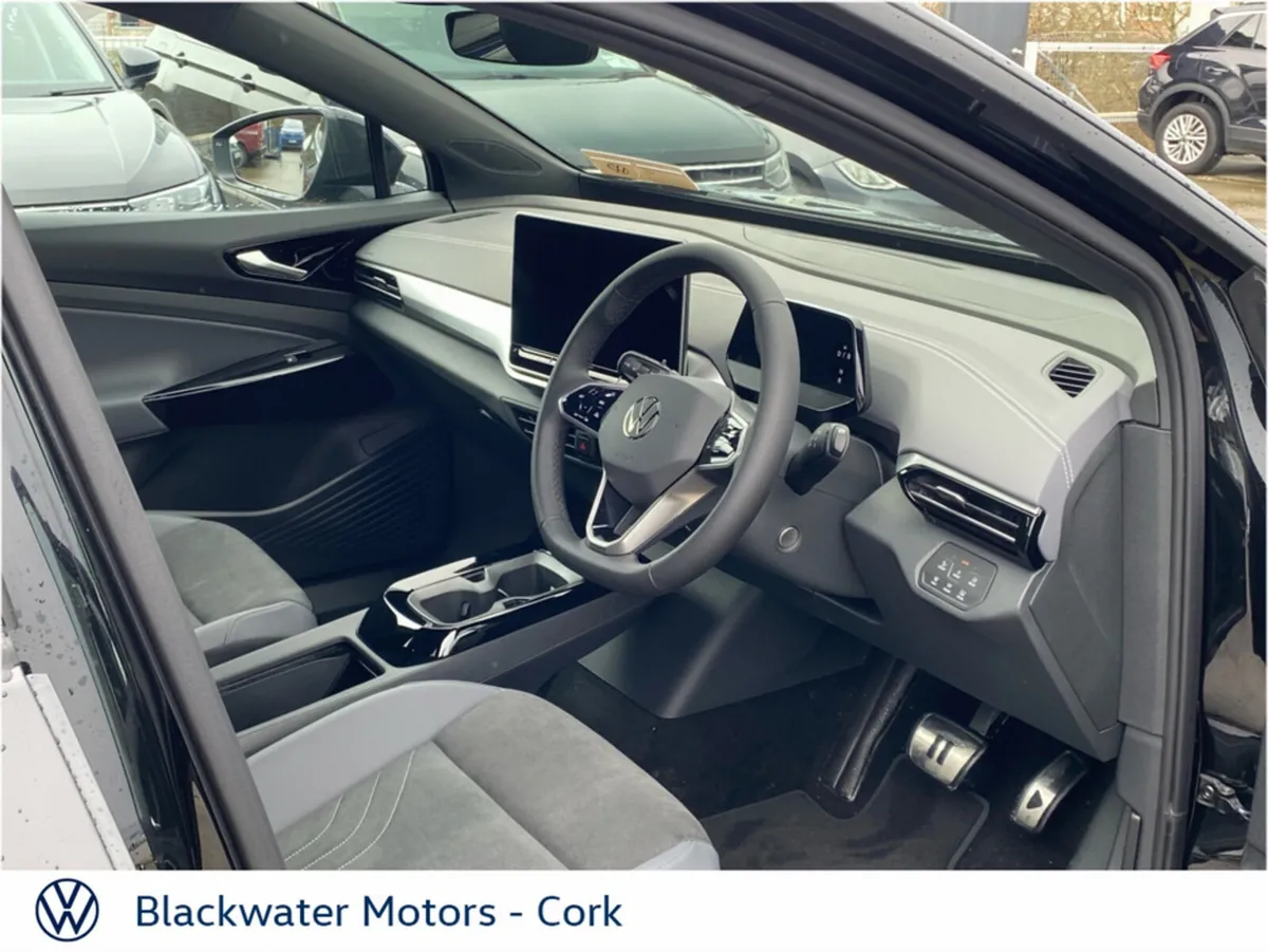 Volkswagen ID.4 77KWH 286BHP PRO PLUS AUTOMATIC - Image 4