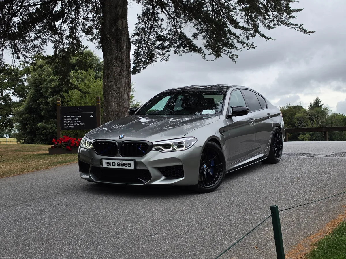 BMW M5 COMPETITION 2019 4.4 V8 625BHP STUNNING! - Image 6