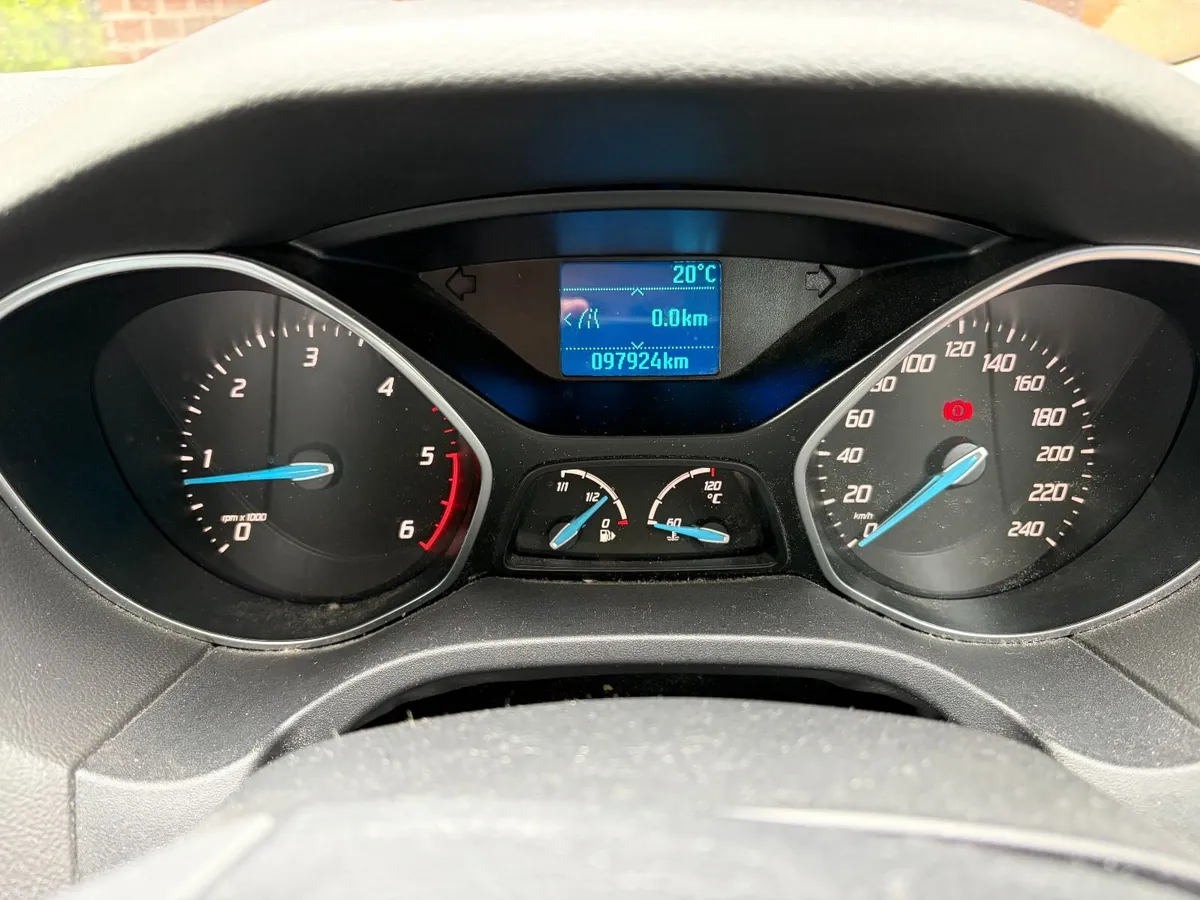 Ford Focus Titanium 1.6 Diesel 2012. Low Mileage. - Image 5