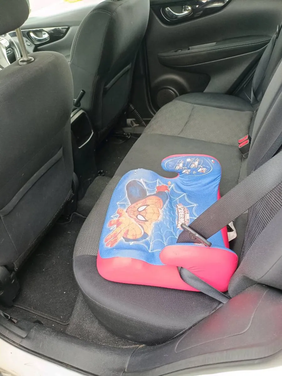 Car - Image 3