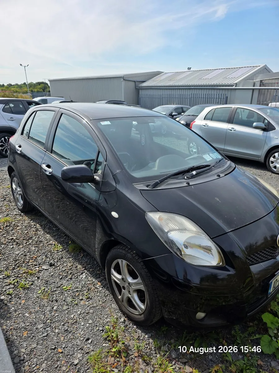 Toyota Yaris 2010 - for spare parts or repair - Image 2
