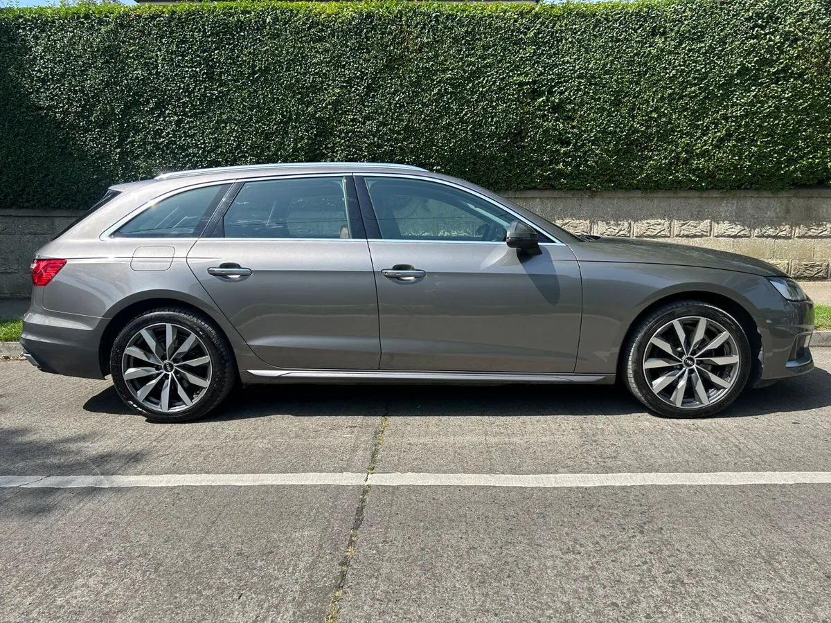 2022 AUDI A4 ADVANT COGNAC LEATHER INTERIOR - Image 4
