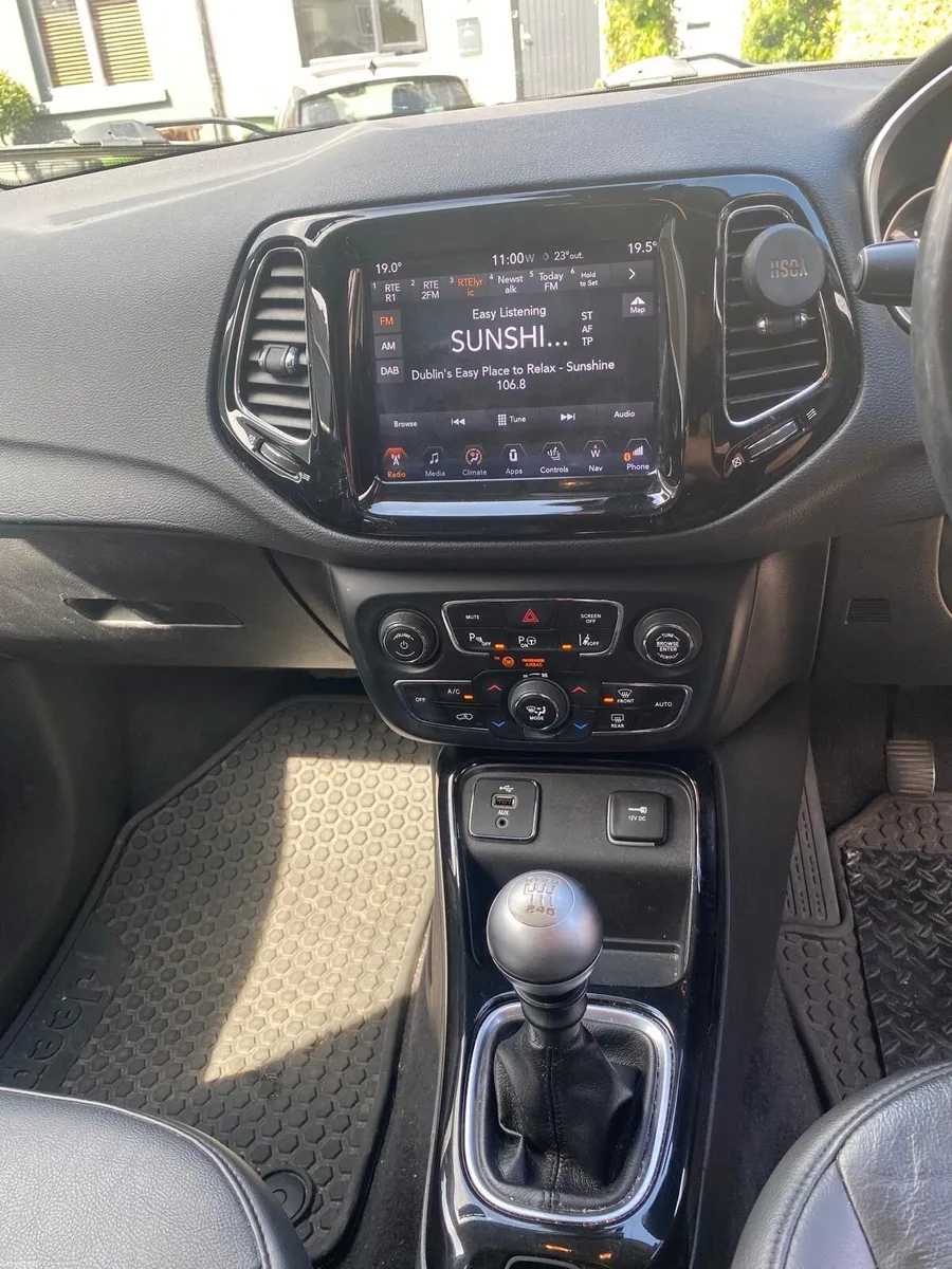 Jeep Compass 2019 - Image 3