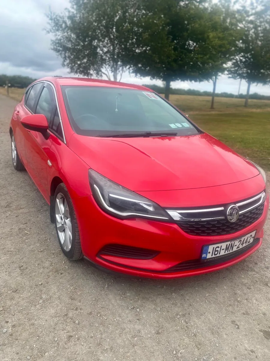 Vauxhall Astra - Image 1