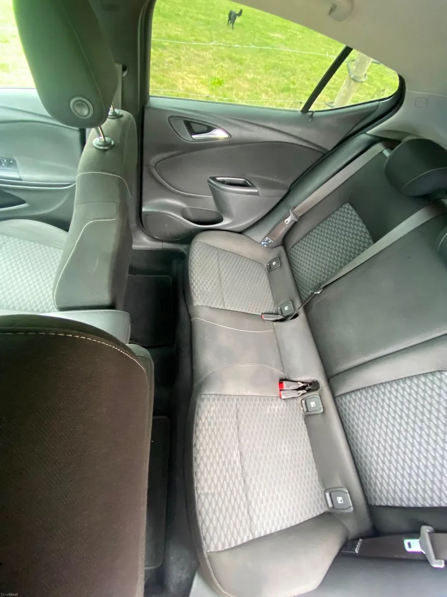 Vauxhall Astra - Image 6