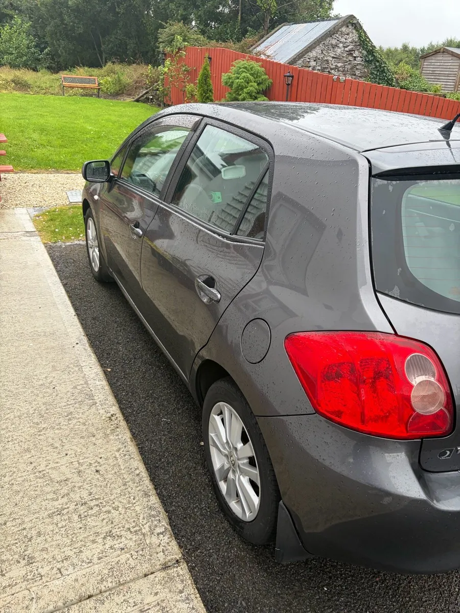 Toyota Auris - Image 2