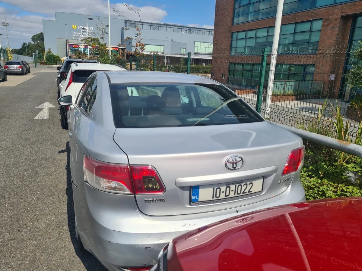 2010 Toyota Avensis LOW KMS - Image 4