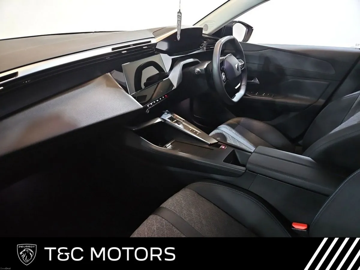 Peugeot 408 *Low Mileage* Allure Model - Rear Came - Image 4
