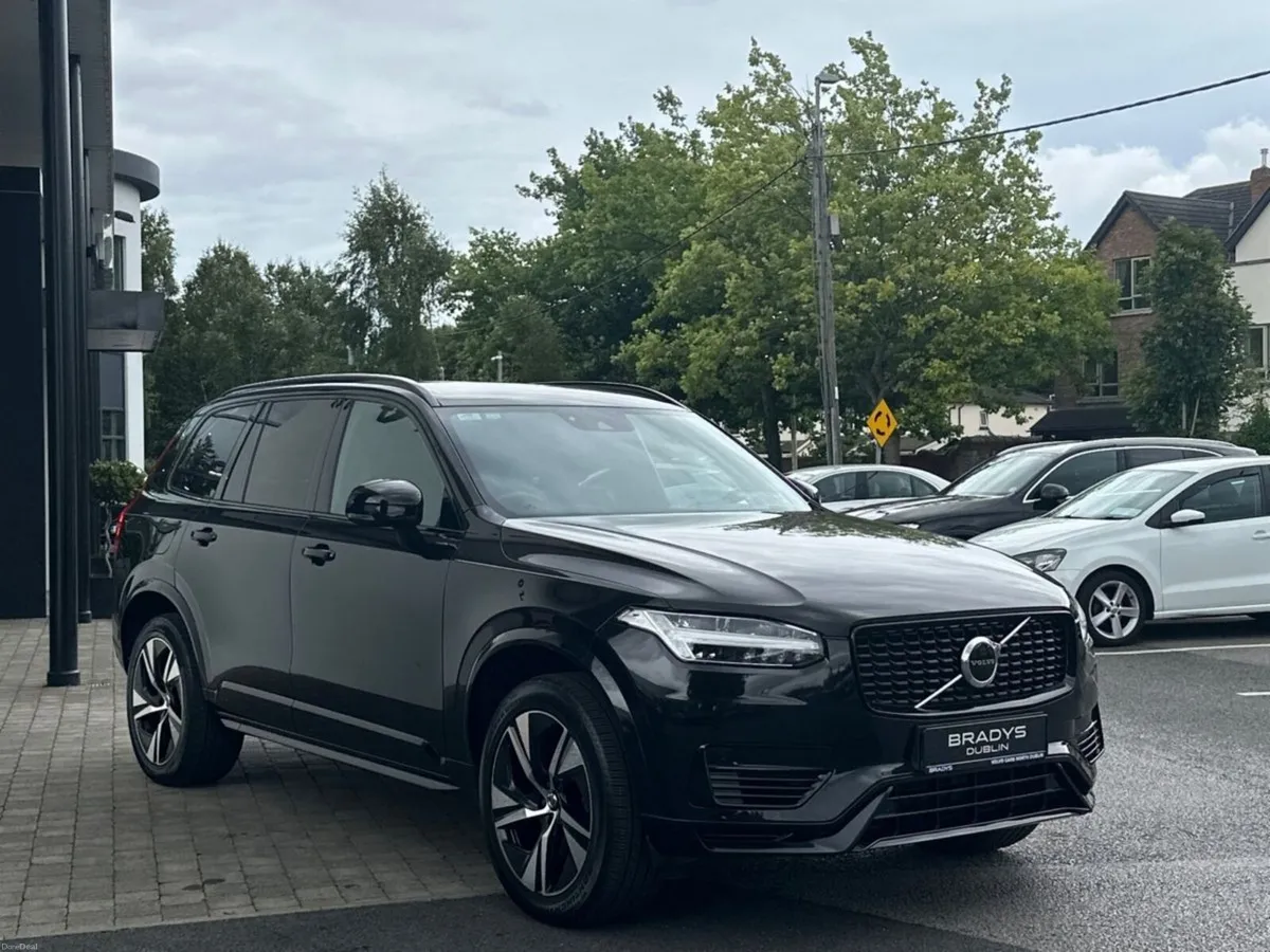 Volvo XC90 RECHARGE PHEV T8 (390hp) R-Design AWD - Image 3