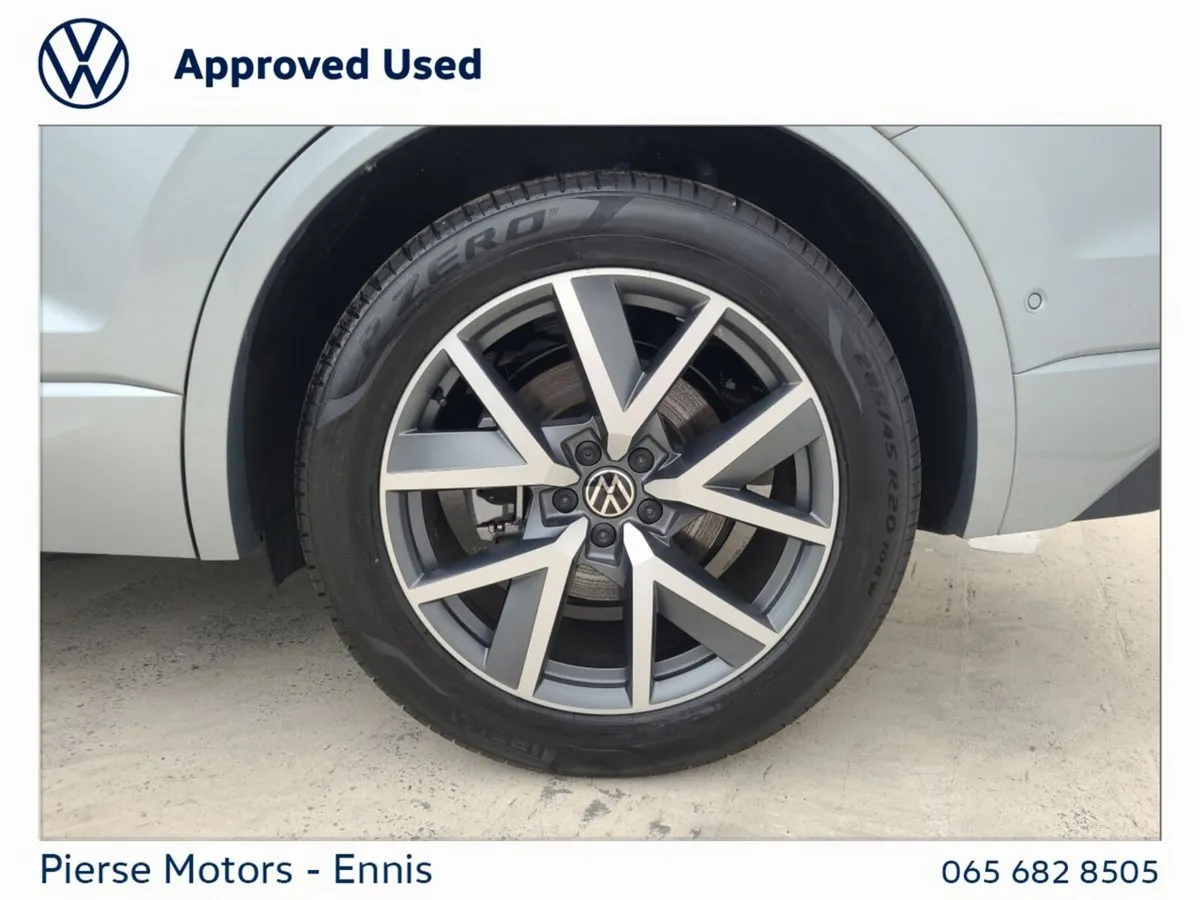 Volkswagen Touareg 3.0TDI 231HP R LINE 4M DSG - Image 6