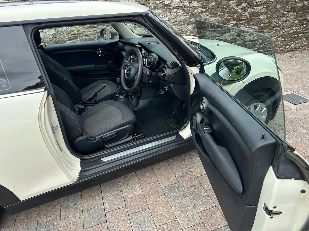 Mini Cooper 1.2 petrol - Image 4