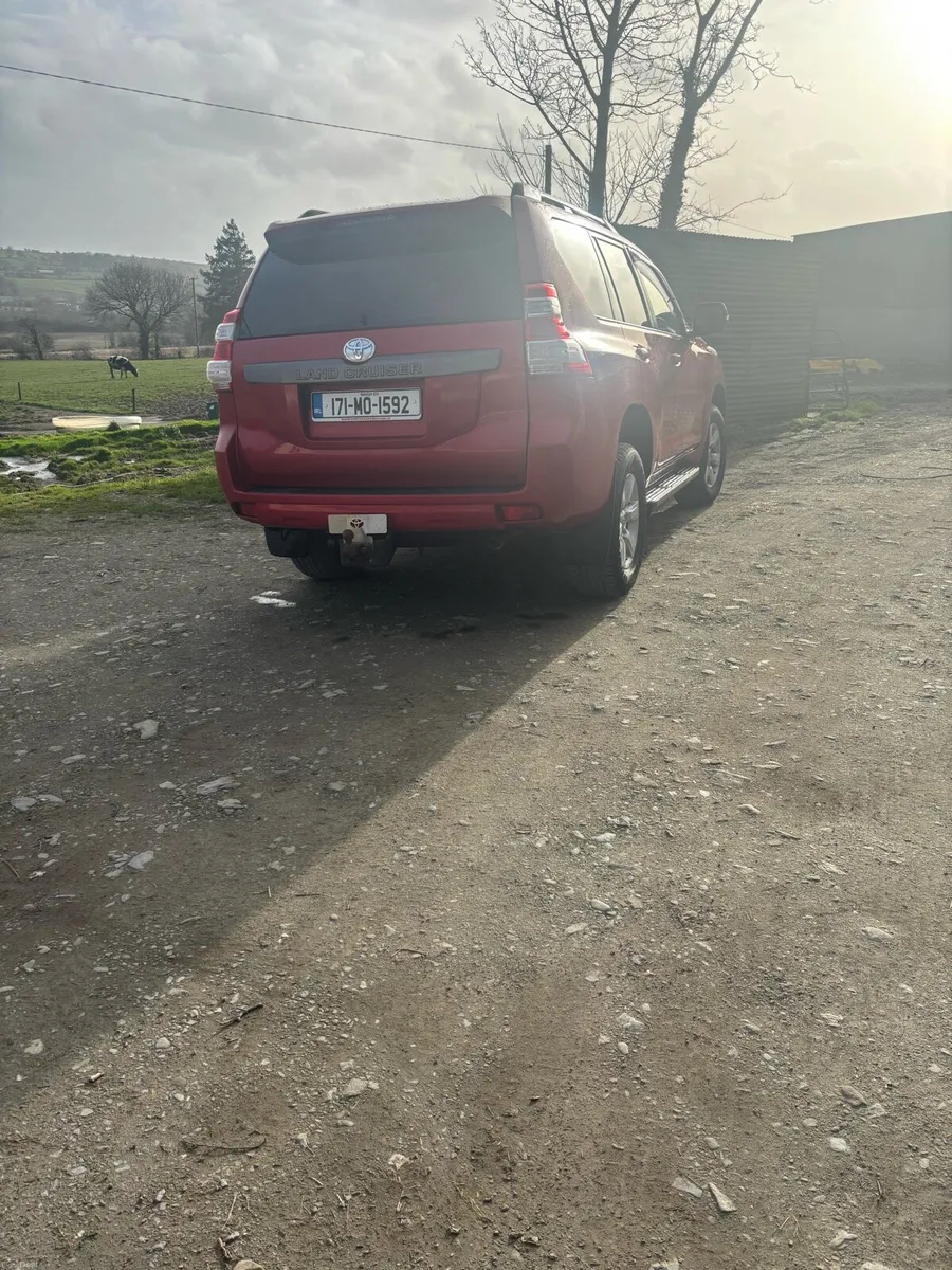 Toyota landcruiser business class - Image 4