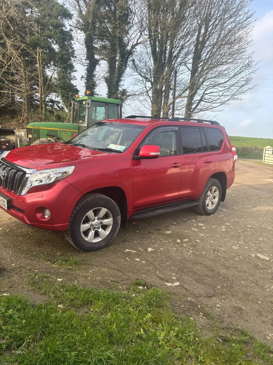 Toyota landcruiser business class - Image 6