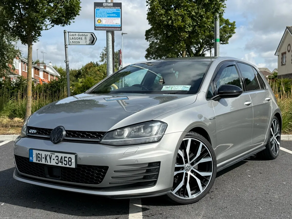 Volkswagen Golf Gtd dsg & leather - Image 1