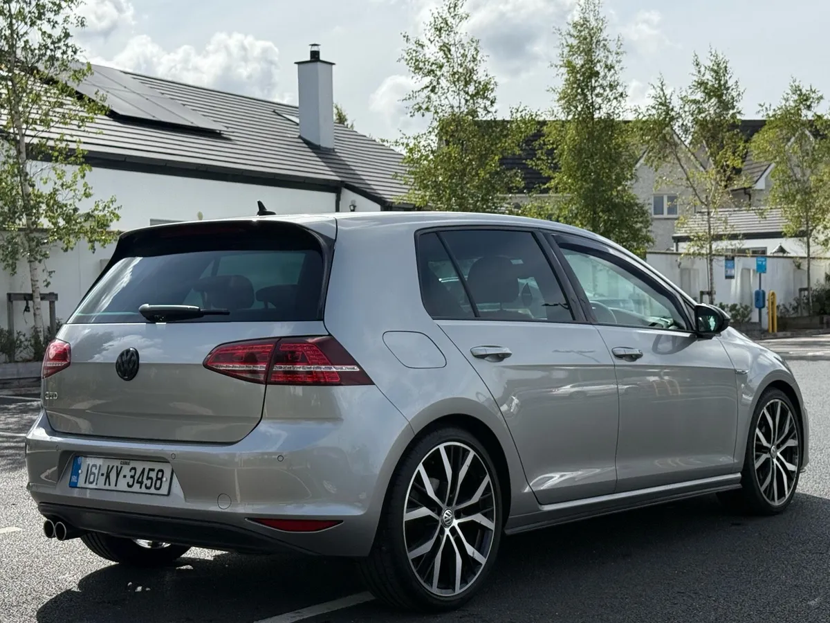Volkswagen Golf Gtd dsg & leather - Image 5