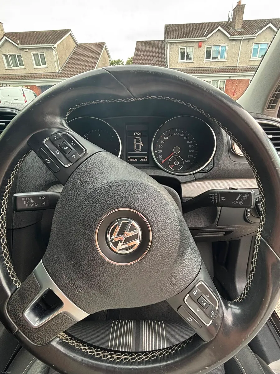 2012 Volkswagen Golf Match Model - Image 6