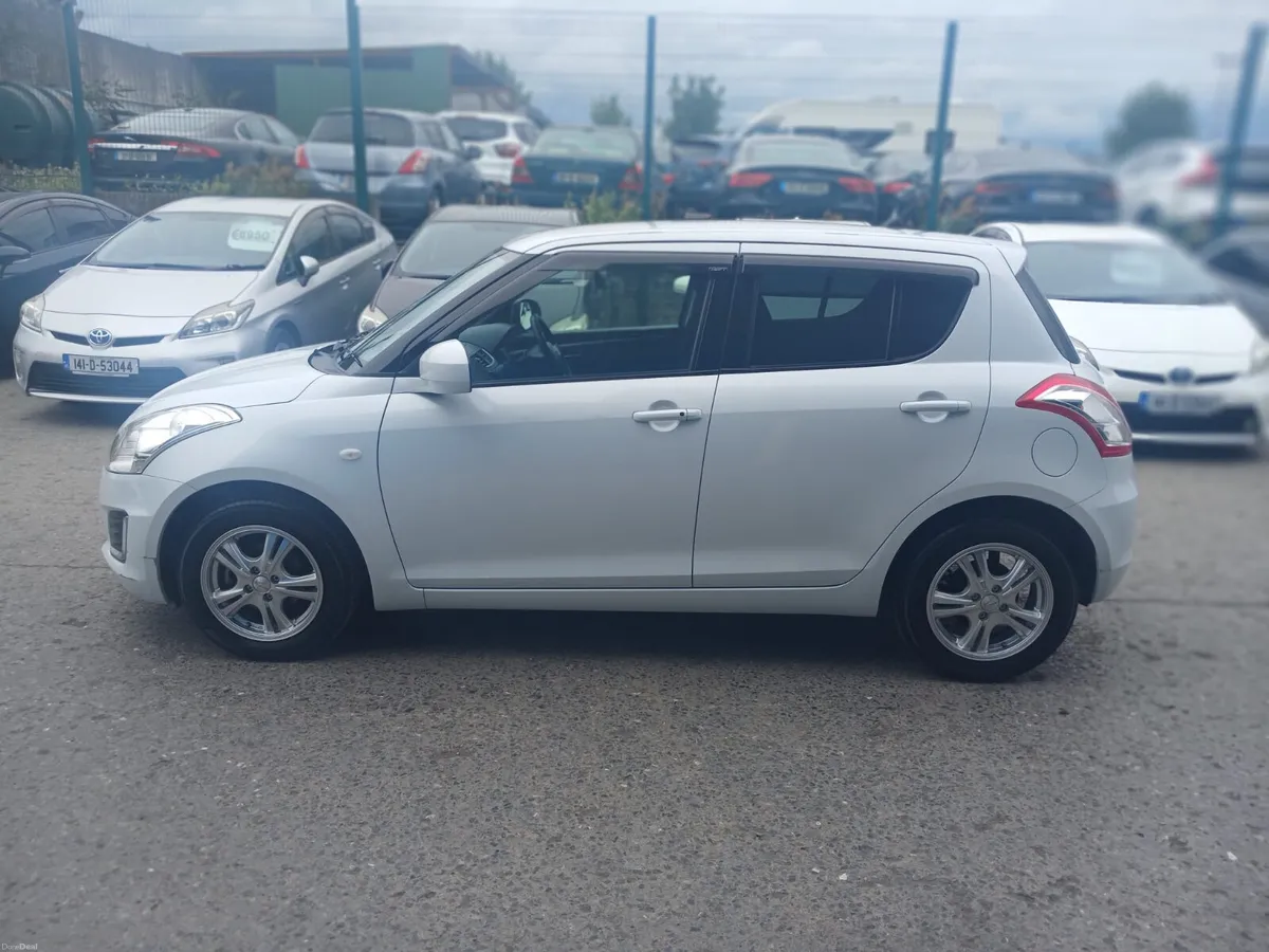 2013 Suzuki Swift 1.3 Automatic - Image 4