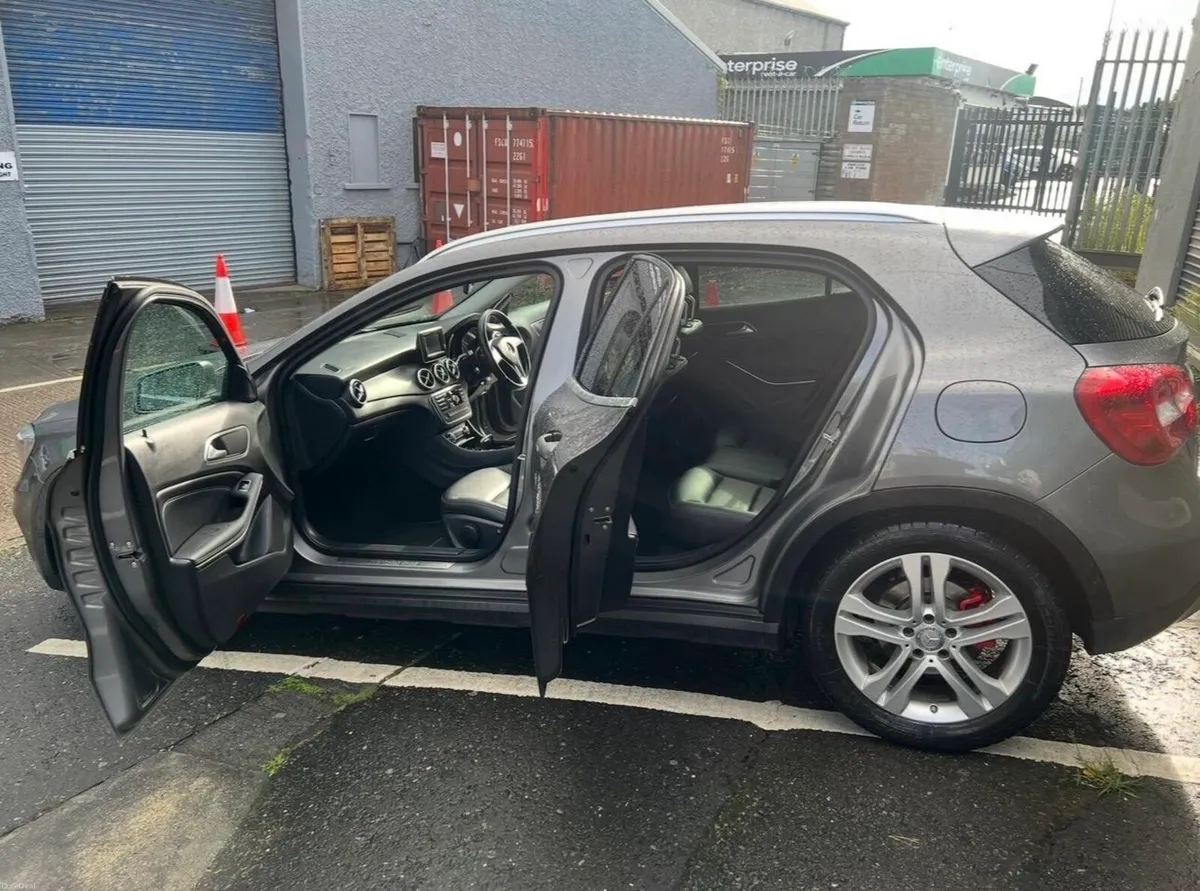 2016 Mercedes GLA 200 cdi - Image 3