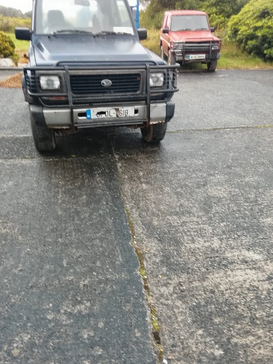 Daihatsu Fourtrak - Image 1