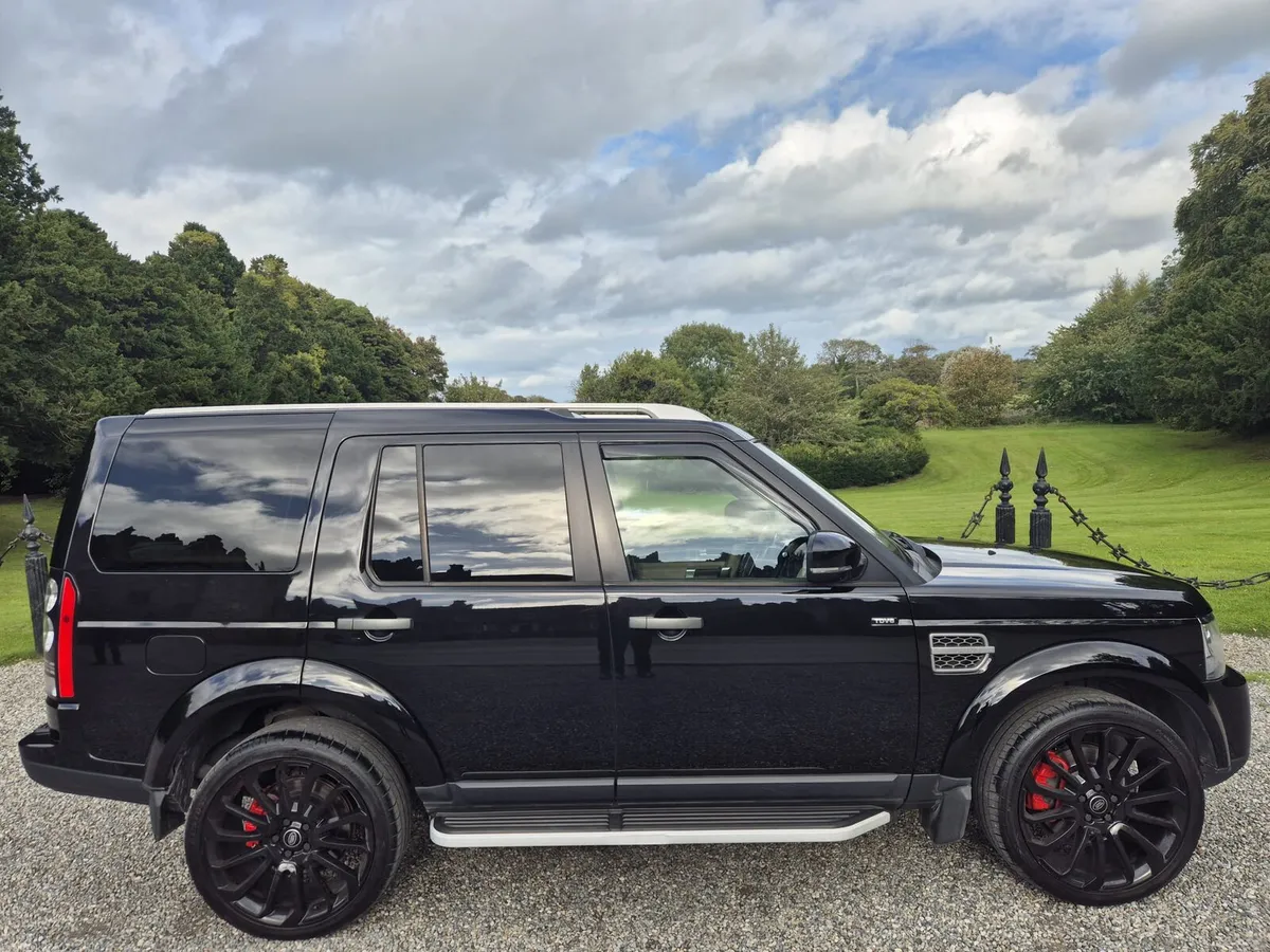LAND ROVER DISCOVERY 4 3.0 TDV6 5 SEAT XE 4DR AUTO - Image 1